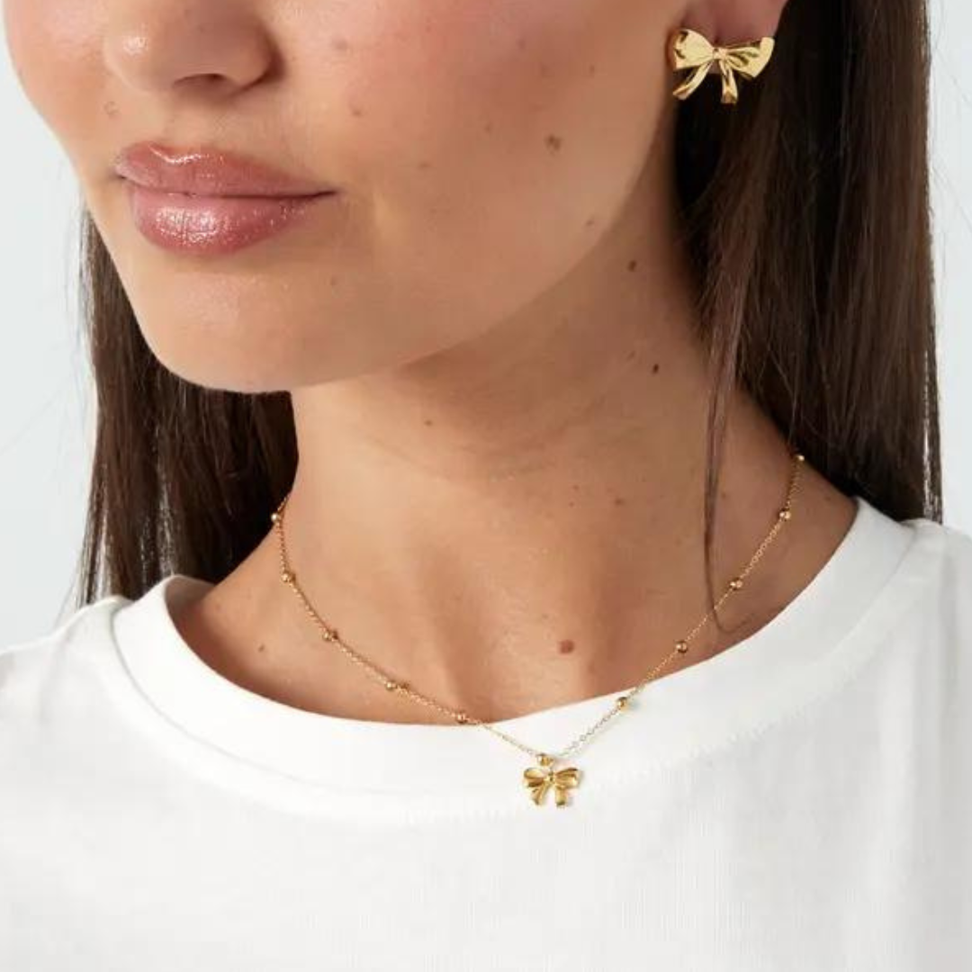 Gouden ketting met strikje