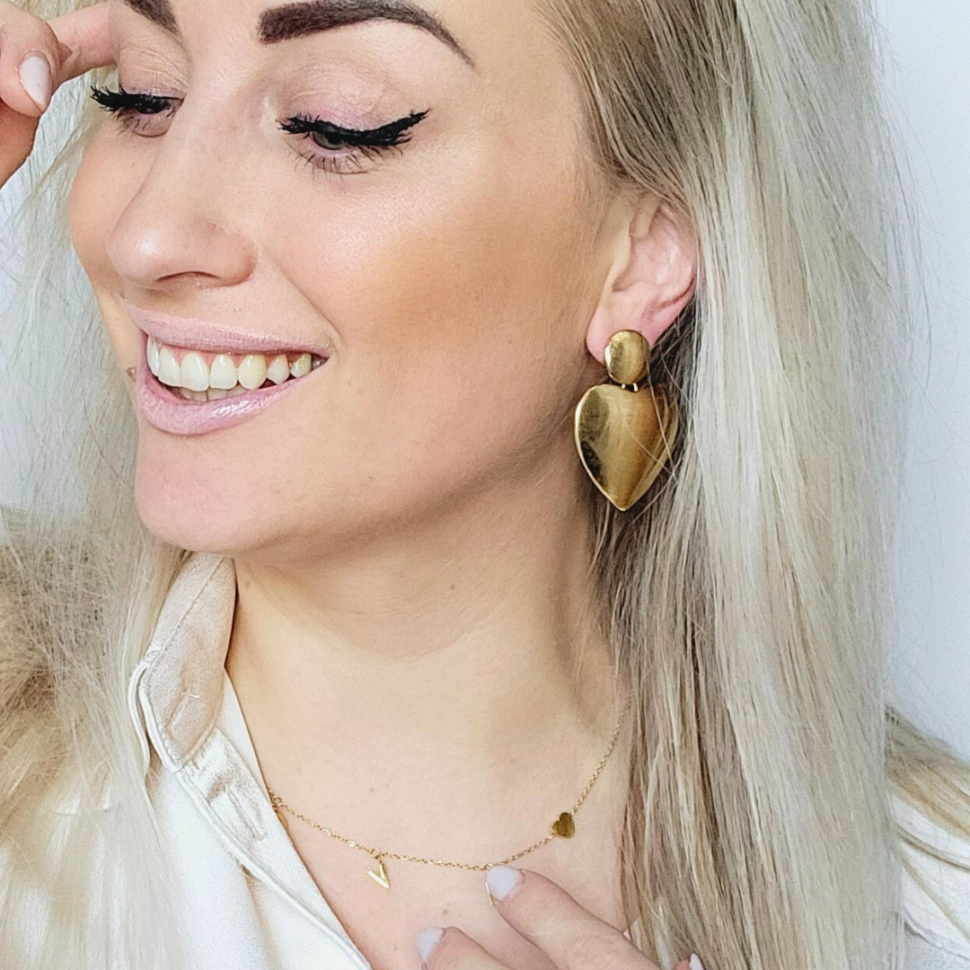 Brushed gouden hart oorbellen