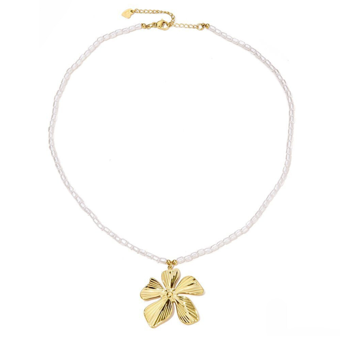 Parelketting met bloem