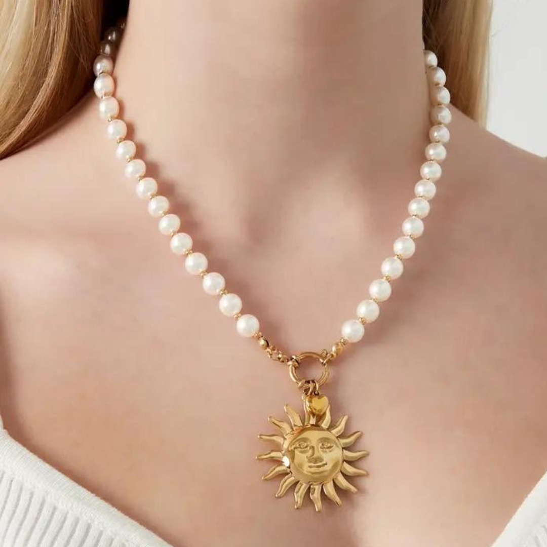 Parelketting met zon