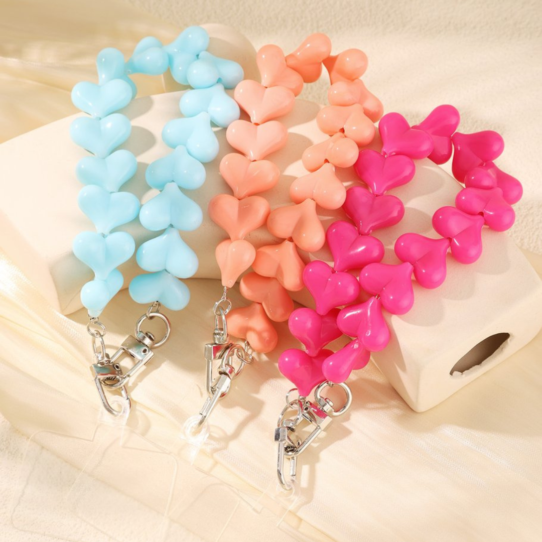 Telefoonkoord hartjes rood