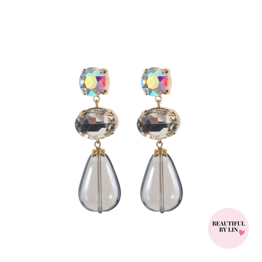 Snow white statement oorbellen