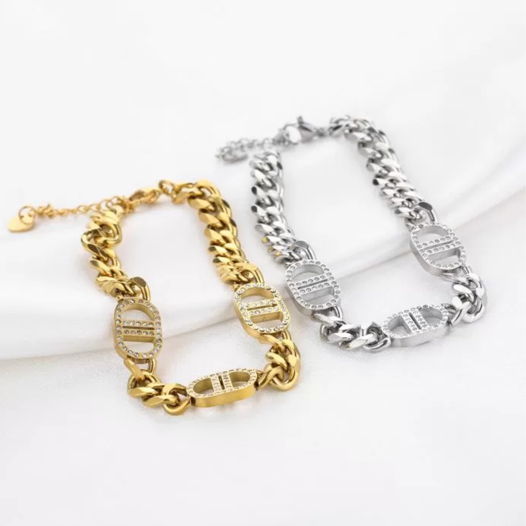 Inspired armband
