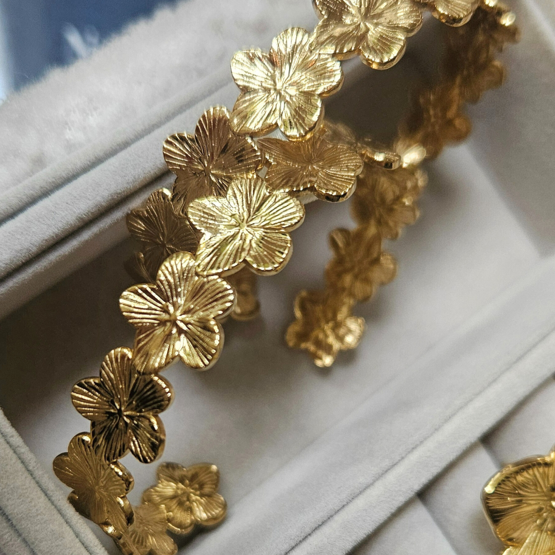 Bloemen armband