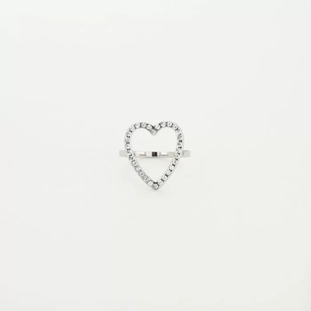 Hartjes ring met steentjes