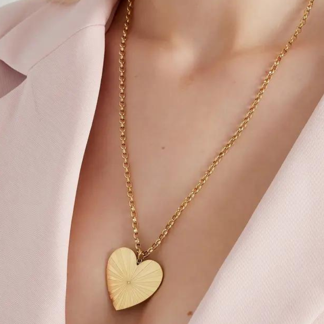 Lange ketting met groot hart