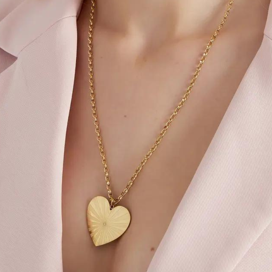 Lange ketting met groot hart