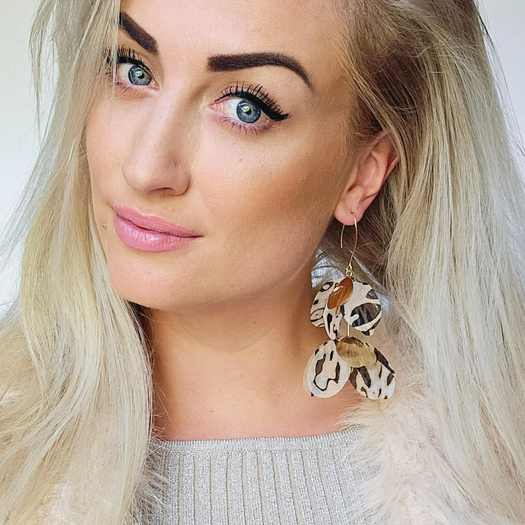 Beige luipaard statement oorbellen