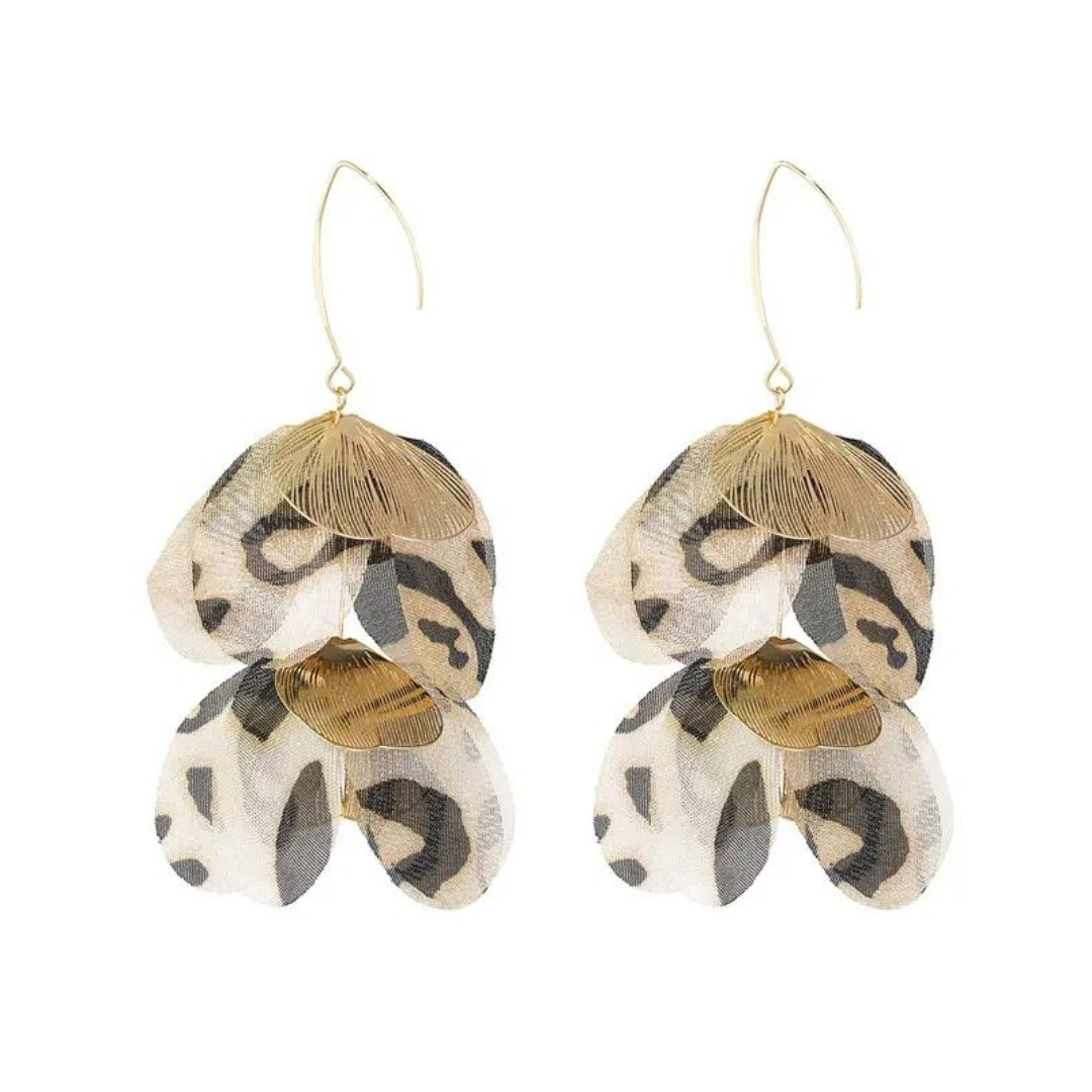 Beige luipaard statement oorbellen