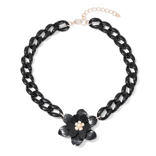 Zwarte schakelketting met bloem
